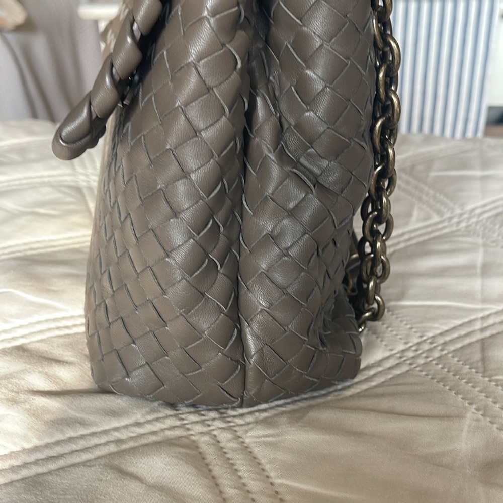 Bottega Veneta Olimpia 
Crossbody Bag Intrecciato Nappa Medium - Picture 9 of 14